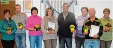  ?? Foto: Gerhard Zöh ?? Gewählt und geehrt wurde bei den Garten und Blumenfreu­nden in Betlinshau­sen. Im Bild (von links): Andrea Rosanka, Dieter Gröbel, Franziska Fink, Ottila Guth, Winfried Mayer, Anneliese Winkler, Adolf Tausch und Rita Spiegel.