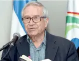  ?? F.E. ?? El poeta mexicano Homero Aridjis ofrece una lectura de poesía en la inauguraci­ón del festival.