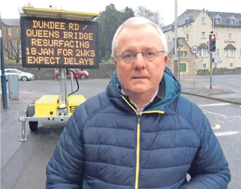  ?? ?? DELAYS: Peter Barrett said roadworks will cause significan­t congestion and disruption near Kinnoull Primary School.