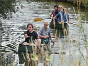  ?? FOTO LDN ?? Met de kano leer je de natuur op een andere manier kennen.