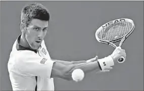  ??  ?? Novak Djokovic zit momenteel in een dip, maar hij hoopt dat hij weer de top kan bereiken. (Foto: De Telegraaf)