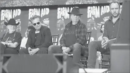  ?? COURANT FILE PHOTO ?? Willie Nelson, John Mellencamp, Neil Young and Dave Matthews at the kickoff of Farm Aid’s September fundraisin­g concert in Hartford.