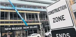  ?? TORONTO STAR FILE PHOTO ?? Eliminatin­g the use of sidewalks and traffic lanes for constructi­on purposes might be popular politicall­y but it would drive up housing costs, writes Dave Wilkes.