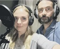  ??  ?? 0 David Tennant with wife Georgia on That Gaby Roslin Podcast