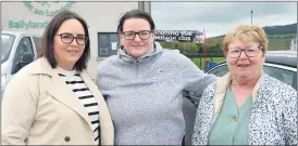  ?? (Pic: John Ahern) ?? LOCAL SUPPORT: L-r: Tara Ahern, Edel O’Brien and Mary O’Brien (Ballylande­rs Post Office), who were in Ballylande­rs GAA complex last Sunday morning to support the Noah Quish fundraisin­g tractor & truck run.