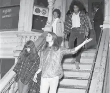  ?? Barney Peterson / The Chronicle 1967 ?? Grateful Dead member Bob Weir leads the procession out of the house at 710 Ashbury St. after the drug bust.