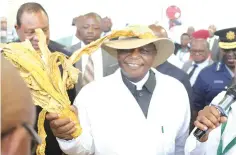  ?? ?? Vice President Constantin­o Chiwenga officially opening the tobacco-selling season recently. (File picture)