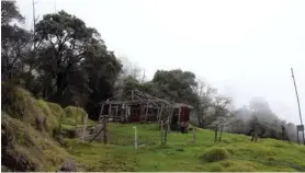  ?? FOTOS ALONSO TENORIO ?? La ceniza, el tiempo y la lluvia ácida han destruido mucho.