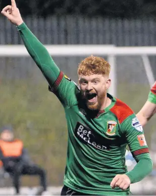  ?? STEPHEN HAMILTON/INPHO ?? Aiming high: Dale Gorman says Glentoran are a sleeping giant