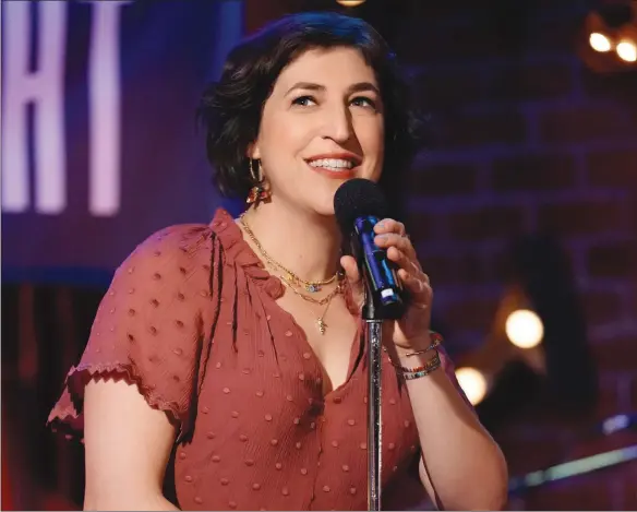  ??  ?? Mayim Bialik stars in “Call Me Kat”