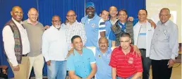  ?? Picture: ETHIENNE ARENDS ?? PLAYING CATCH-UP: Proteas coach Ottis Gibson, middle with cap on, is seen catching up with former teammates and officials of United Cricket Club that he played for in the ’90s