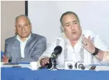  ?? FE ?? El senador Charlie Mariotti encabeza el grupo que hizo la petición.