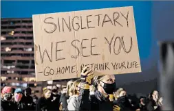  ?? MARANIE R. STAAB/GETTY-AFP ?? Protesters march Monday in Rochester, New, York. The city’s police chief and several department officials resigned Tuesday in the aftermath of Daniel Prude’s death in March.