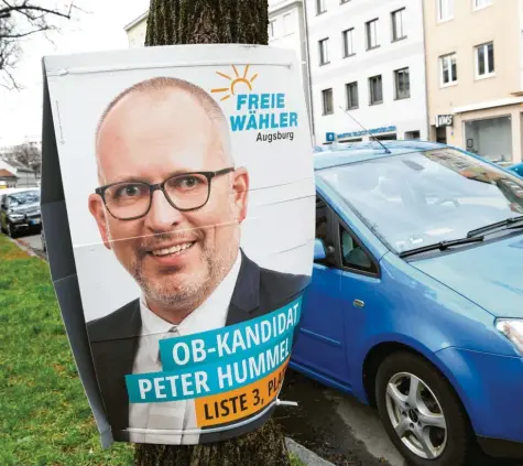  ?? Foto: Silvio Wyszengrad ?? Der Augsburger Kommunalpo­litiker Peter Hummel soll mithilfe von Fake‰accounts Menschen diffamiert haben. Er wehrt sich gegen den Vorwurf.