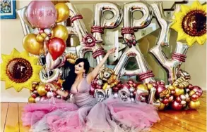  ?? INSTAGRAM ?? Maribel Guardia compartió con sus seguidores algunos momentos de su festejo y videos con su familia.