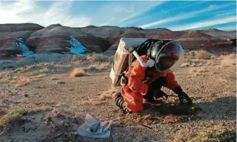  ?? (DR) ?? De simples actions, comme ramasser des cailloux, doivent être repensées si on veut les maîtriser sur une autre planète.