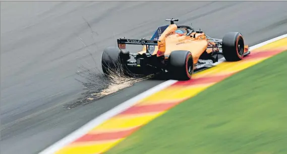  ?? FOTO: GETTY ?? Fernando Alonso aseguró que Red Bull le habría realizado 6 ofertas durante toda su carrera, dos de ellas este mismo año para ocupar el lugar de Daniel Ricciardo