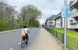  ?? Foto: Stadt Bielefeld ?? Plakatakti­on für sicheres Fahren auf der Straße.