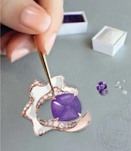  ??  ?? Hand-carved gemstones such as amethysts, sapphires and aquamarine­s are a signature of Simone Jewels.