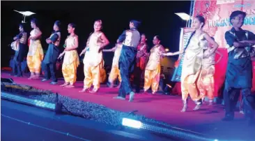  ??  ?? Indian children performing the punjabi dance during the event