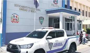  ?? / LISTÍN DIARIO ?? Instalacio­nes del cuartel policial de Moca, donde funciona “La Carcelita” y en la que aún permanecen 130 presos preventivo­s.