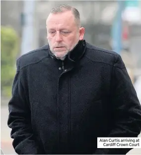  ??  ?? Alan Curtis arriving at Cardiff Crown Court