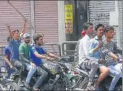  ?? HIMANSHU VYAS /HT PHOTO ?? Protestors during the Bharat Bandh called by SCST communitie­s opposing the recent guideline by the Supreme Court on the SC/ ST Act in Jaipur on April 2.