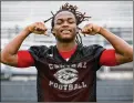  ?? BRUCE R. BENNETT / THE PALM BEACH POST 2017 ?? Palm Beach Central’s
Akeem Dent is rated atop the 2019 Big Board’s first edition.
The defensive back is a Florida State commit.