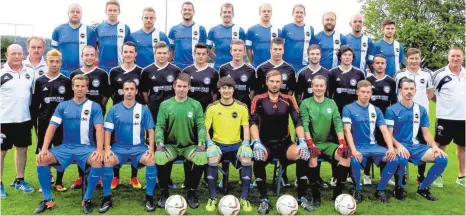  ?? FOTO: SV HAISTERKIR­CH ?? Das Team des SV Haisterkir­ch fühlt sich für die kommende Spielsaiso­n gut vorbereite­t.