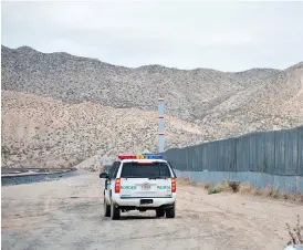  ?? RUSSELL CONTRERAS / THE ASSOCIATED PRESS ?? A U.S. Border Patrol agent patrols along the border. Questions have been raised about the death of Jackeline Caal, a seven-year-old Guatemalan girl who died in U.S. custody.