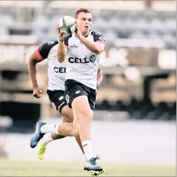  ?? PICTURE: HOWARD CLELAND ?? Sharks flyhalf Curwin Bosch has caught the eye of Springbok coach Allister Coetzee with his form with the boot in the Super Rugby season so far.