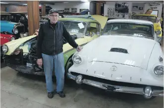  ?? PHOTOS: ALYN EDWARDS/ DRIVING ?? Barney Vinegar with the ultrarare 1958 Packard Hawk he restored after buying it in Texas. There were only 588 of this model manufactur­ed in the last year of Packard production.