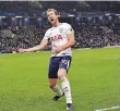  ?? FOTO: DPA ?? Kleine Feier an der Außenlinie: Harry Kane.