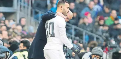  ?? FOTO: SIRVENT ?? Zidane ya ha dicho públicamen­te que le recomienda a Jesé que se vaya del Real Madrid para buscar minutos