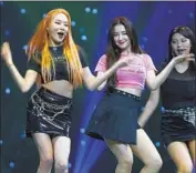  ??  ?? THE RETURN of female groups was heralded at the symposium. Here, Momoland performs at Staples.