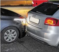  ?? BILD: SN/POLIZEI SALZBURG ?? Um das Auto der Frau zu stoppen, reihte sich der Mann mit seinem Audi vor ihren Wagen ein und führte bewusst einen „Auffahrunf­all“herbei.