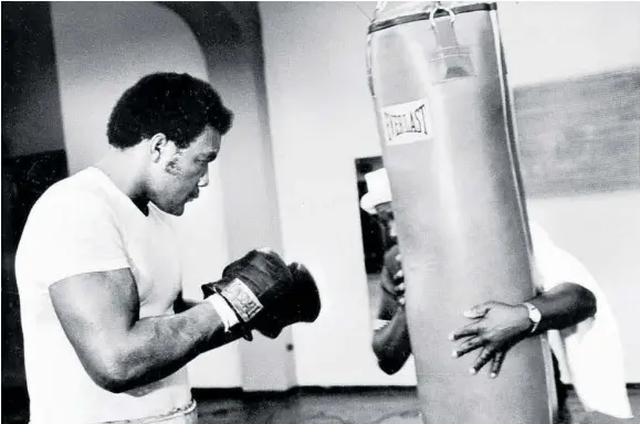 Foreman came to Jamaica the underdog, but left as heavyweigh­t champion ...