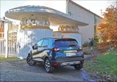  ??  ?? Den facelifted­e Renault Captur er stadig en meget praktisk bil med god pladsudnyt­telse.