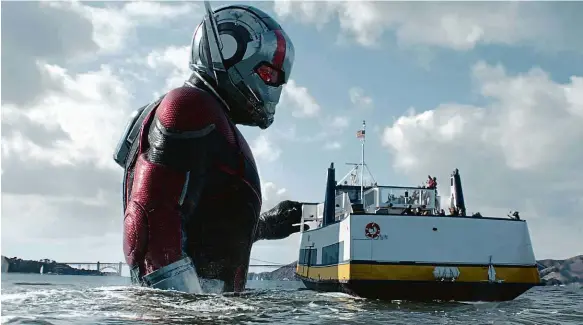  ?? Foto: Falcon ?? Dětská podívaná Snímek Ant-Man a Wasp netýrá morálními apely, odvíjí se spíše v odlehčeném duchu a lze ho přijmout jako komediální pohádku.