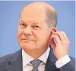  ?? FOTO: DPA ?? In den Augen der Opposition leidenscha­fts- und ideenlos: Finanzmini­ster Olaf Scholz (59, SPD).
