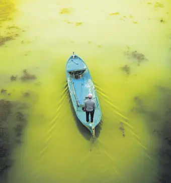  ??  ?? Serdar Güzel, “Water-Scenes from Turkey,” photograph­y, 50 by 70 centimeter­s.