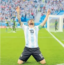  ??  ?? Rey sin corona. Messi fue el 10 en 91 encuentros.