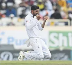  ?? ?? England’s Shoaib Bashir celebrates dismissing Akash Deep