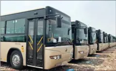  ?? SUPPLIED ?? One hundred 50-seat city buses, donated to Phnom Penh by China, are lined up last year.