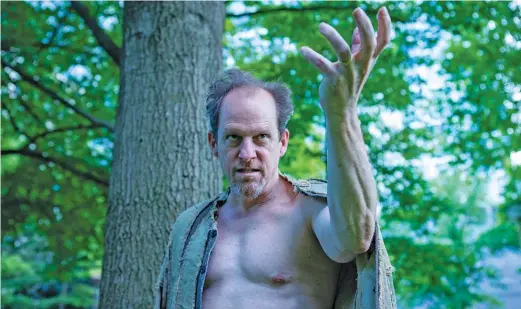  ?? MAIA ROSENFELD ?? Kevin Theis stars as Prospero in Oak Park Festival Theatre’s production of “The Tempest.”