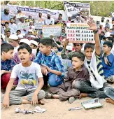  ?? — P. SURENDRA ?? Kids protest at Barkas playground.