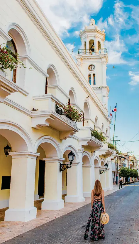  ??  ?? Santo Domingo was founded six years after the discovery of the island by Christophe­r Columbus in 1492.