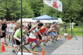 ?? CONTRIBUTE­D PHOTO —FLANDERS NATURE CENTER ?? The Field and Forest 5K at Flanders Nature Center in Woodbury is set for June 9. Registrati­on is now open to runners of all levels.