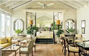  ?? ?? g Firm favourites: the Coral Reef Club on Barbados; below, the food on board Cunard’s ships is sure to entice