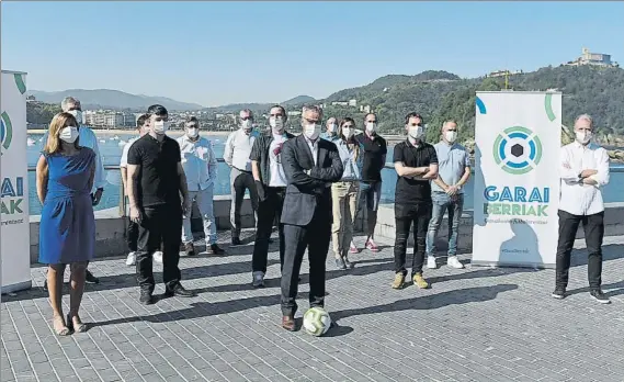  ?? FOTO: GARAI GARAIALDE ?? Sin ingerencia­s políticas
La plataforma Garai Berriak, con Manu Díaz a la cabeza, se presentó hace unas semanas en Donostia